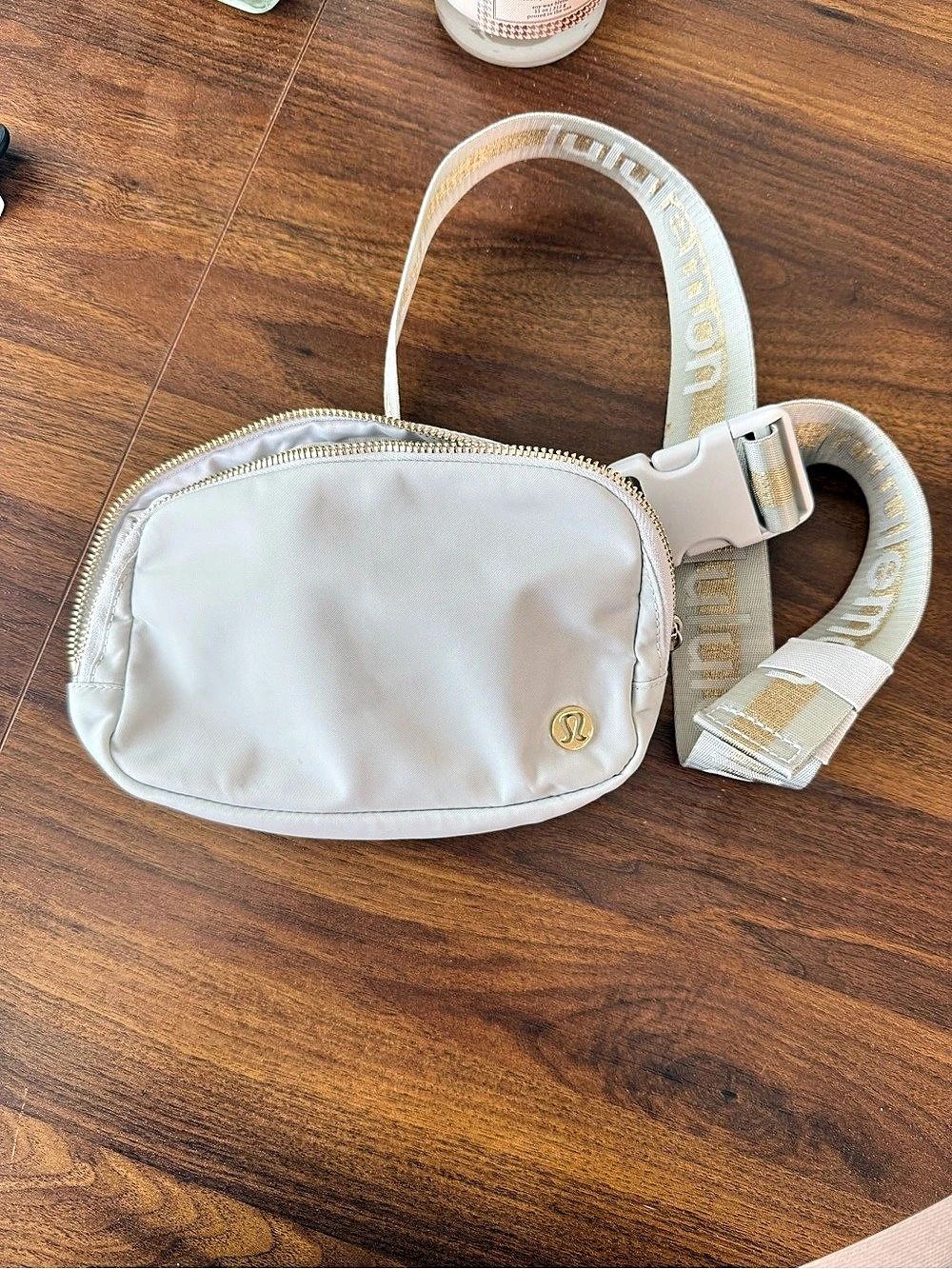 lululemon Everywhere Belt Bag 1L *Glitter Crossbody in White